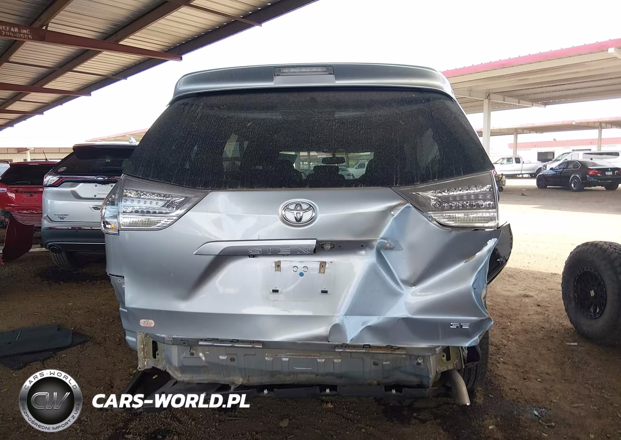 2014 Toyota Sienna Se 8 Passenger VIN:5TDXK3DC7ES492044 - 18