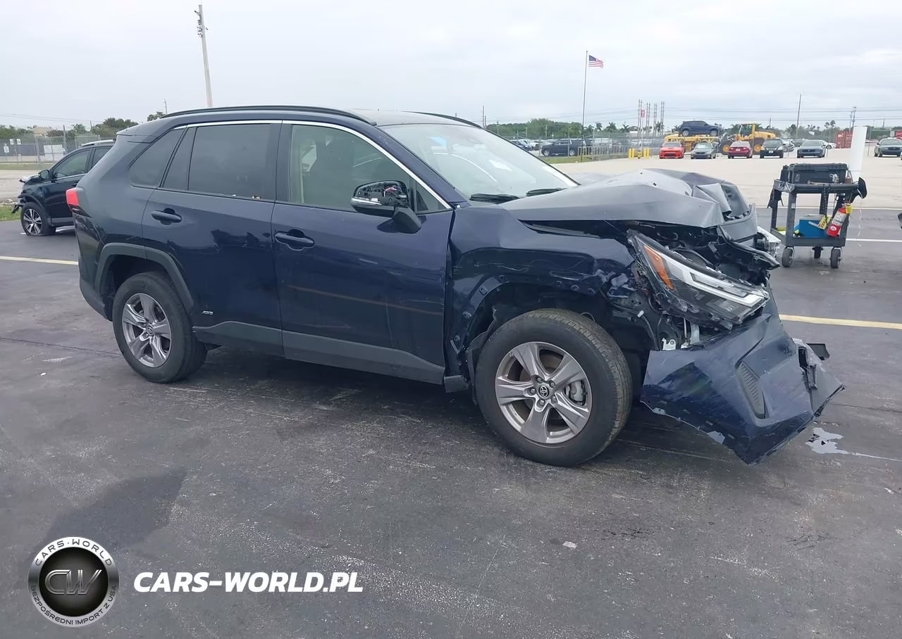 2025 Toyota Rav4 Hybrid Xle – zdjęcie 1 z 16