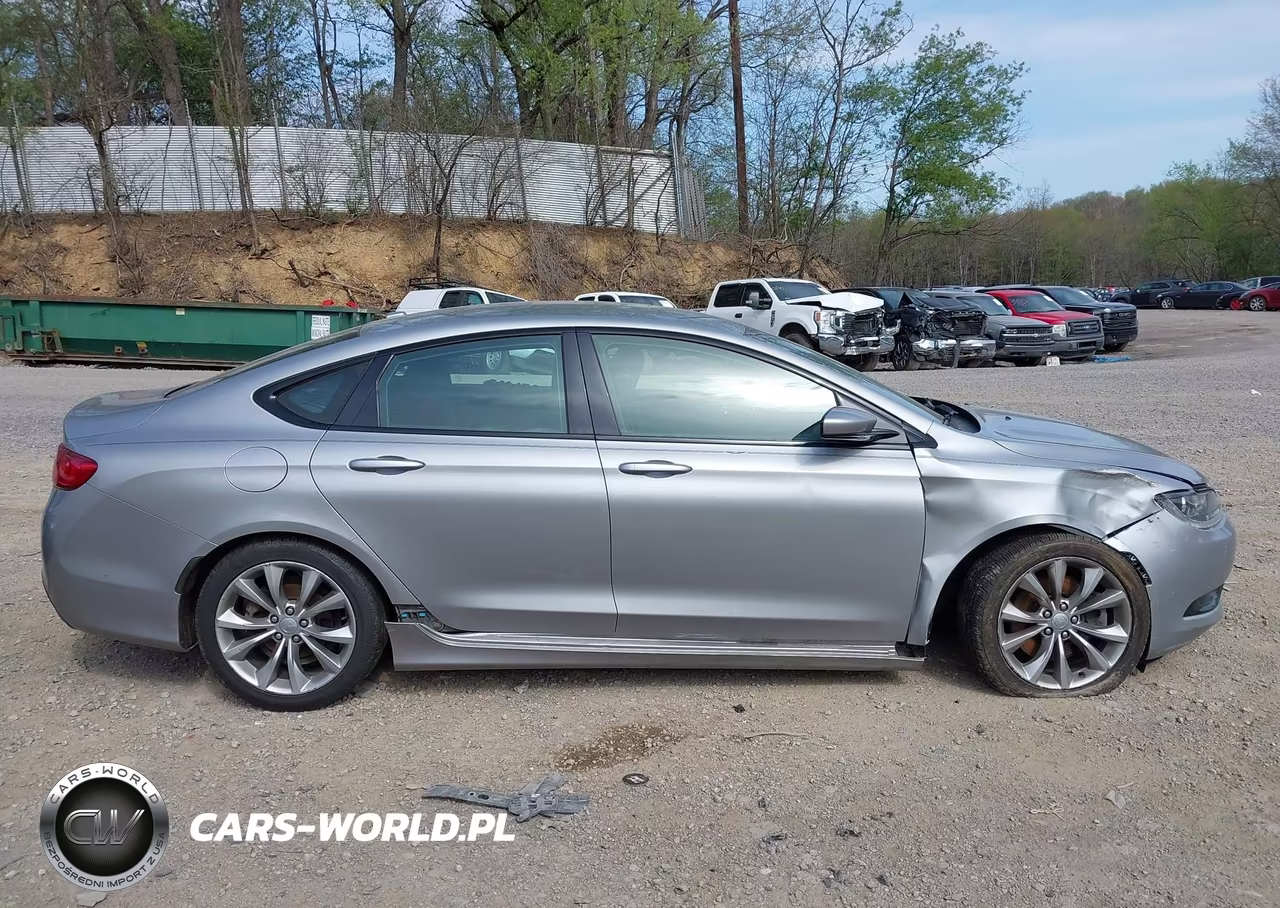 2015 Chrysler 200 S VIN:1C3CCCBG4FN517690 - 13