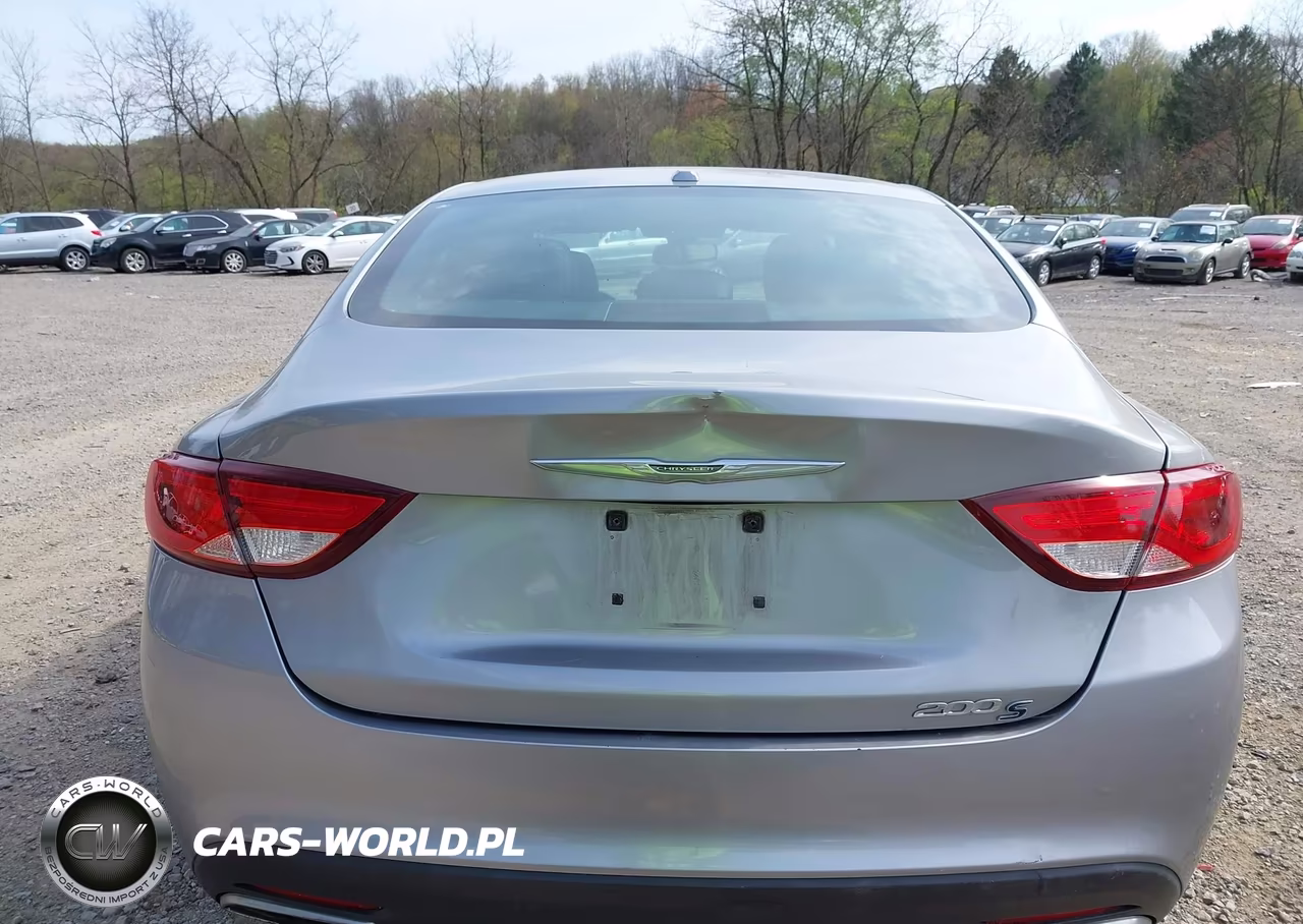 2015 Chrysler 200 S VIN:1C3CCCBG4FN517690 - 16