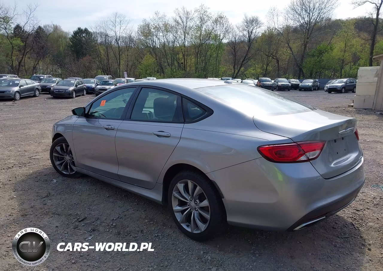 2015 Chrysler 200 S VIN:1C3CCCBG4FN517690 - 3