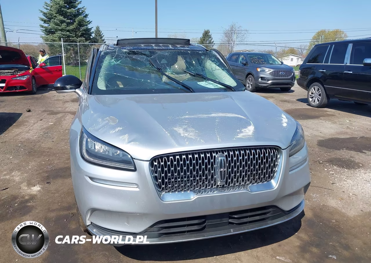 2020 Lincoln Corsair Standard VIN:5LMCJ1D93LUL28138 - 11