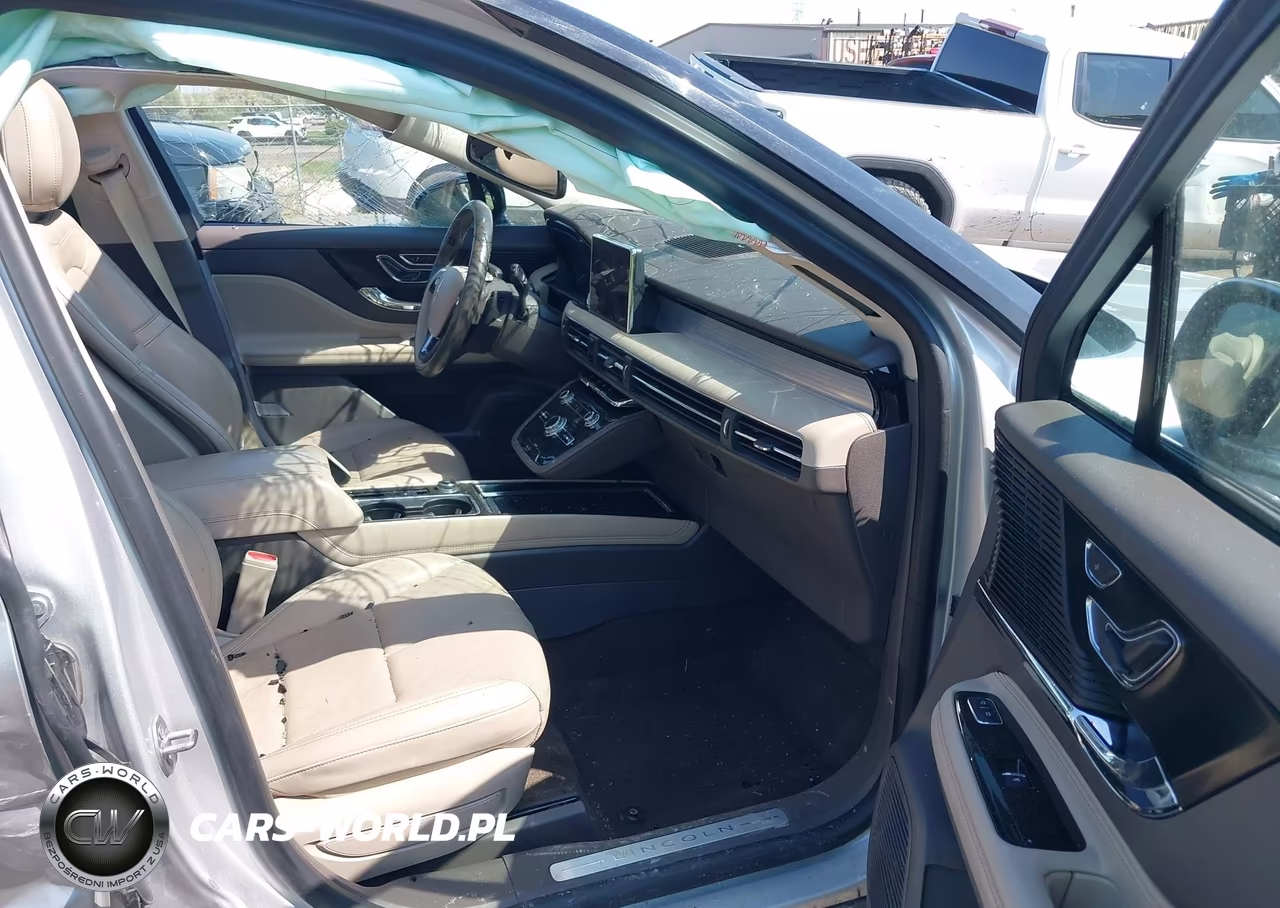 2020 Lincoln Corsair Standard VIN:5LMCJ1D93LUL28138 - 5