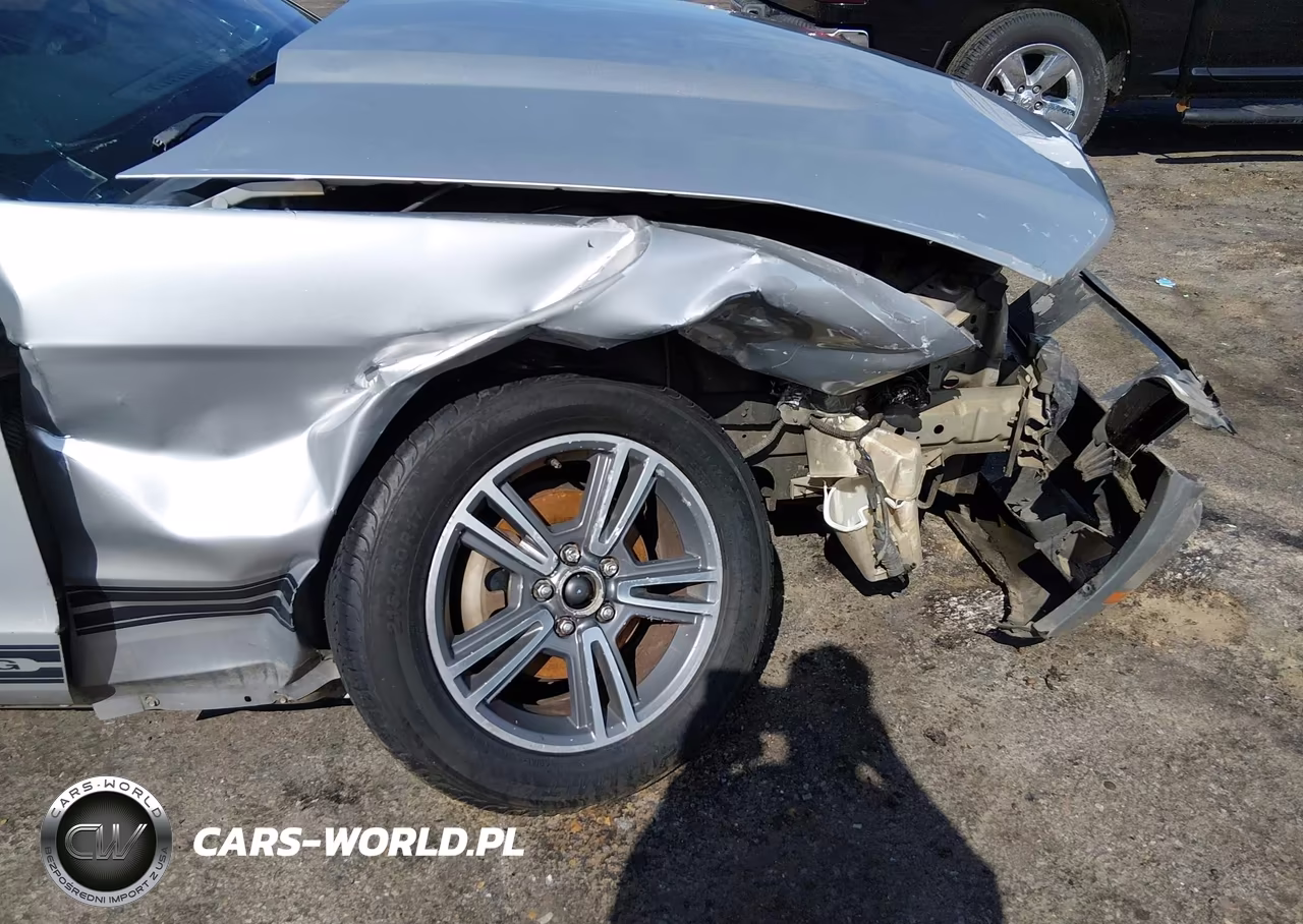 2010 Ford Mustang V6 Premium VIN:1ZVBP8AN2A5109512 - 18