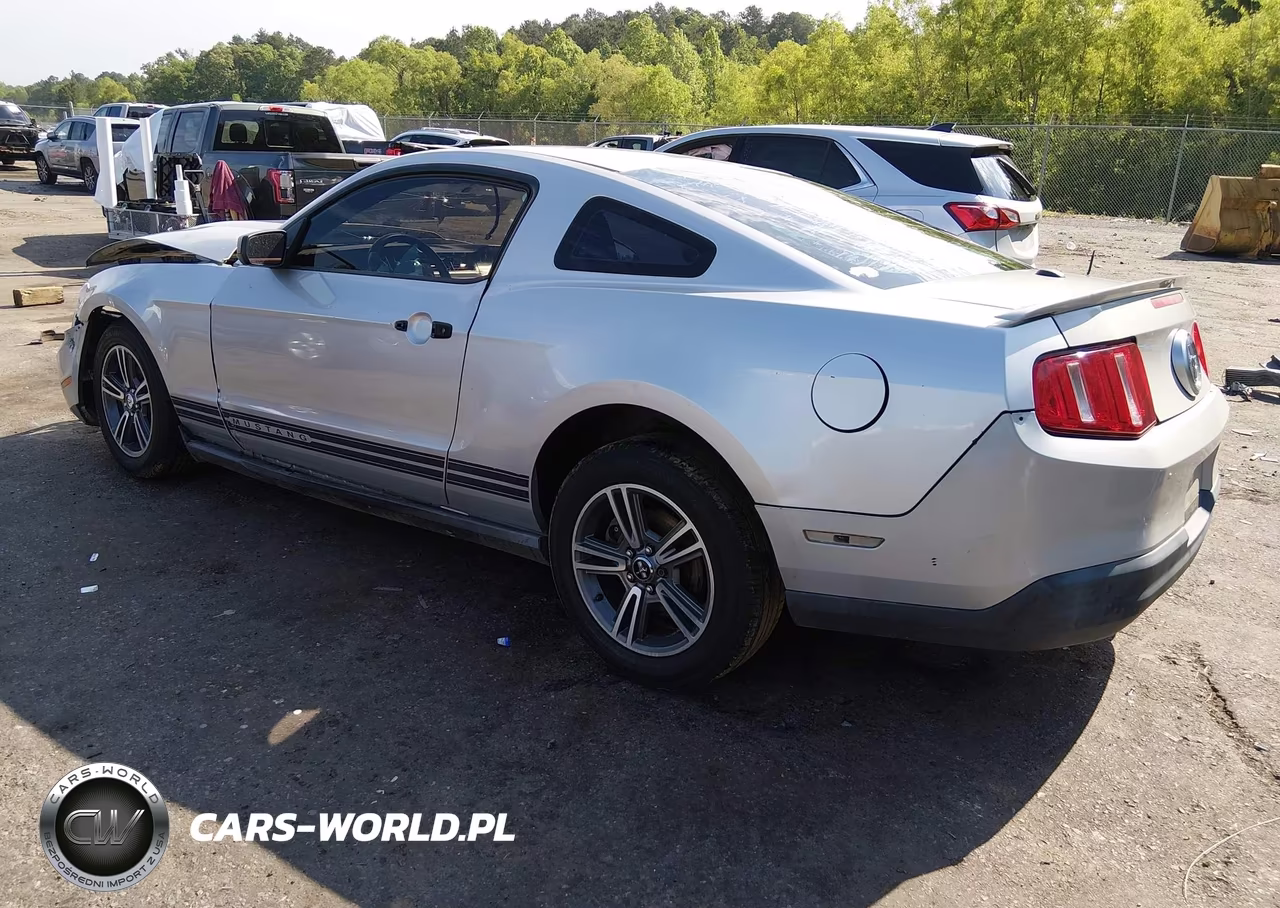 2010 Ford Mustang V6 Premium VIN:1ZVBP8AN2A5109512 - 3