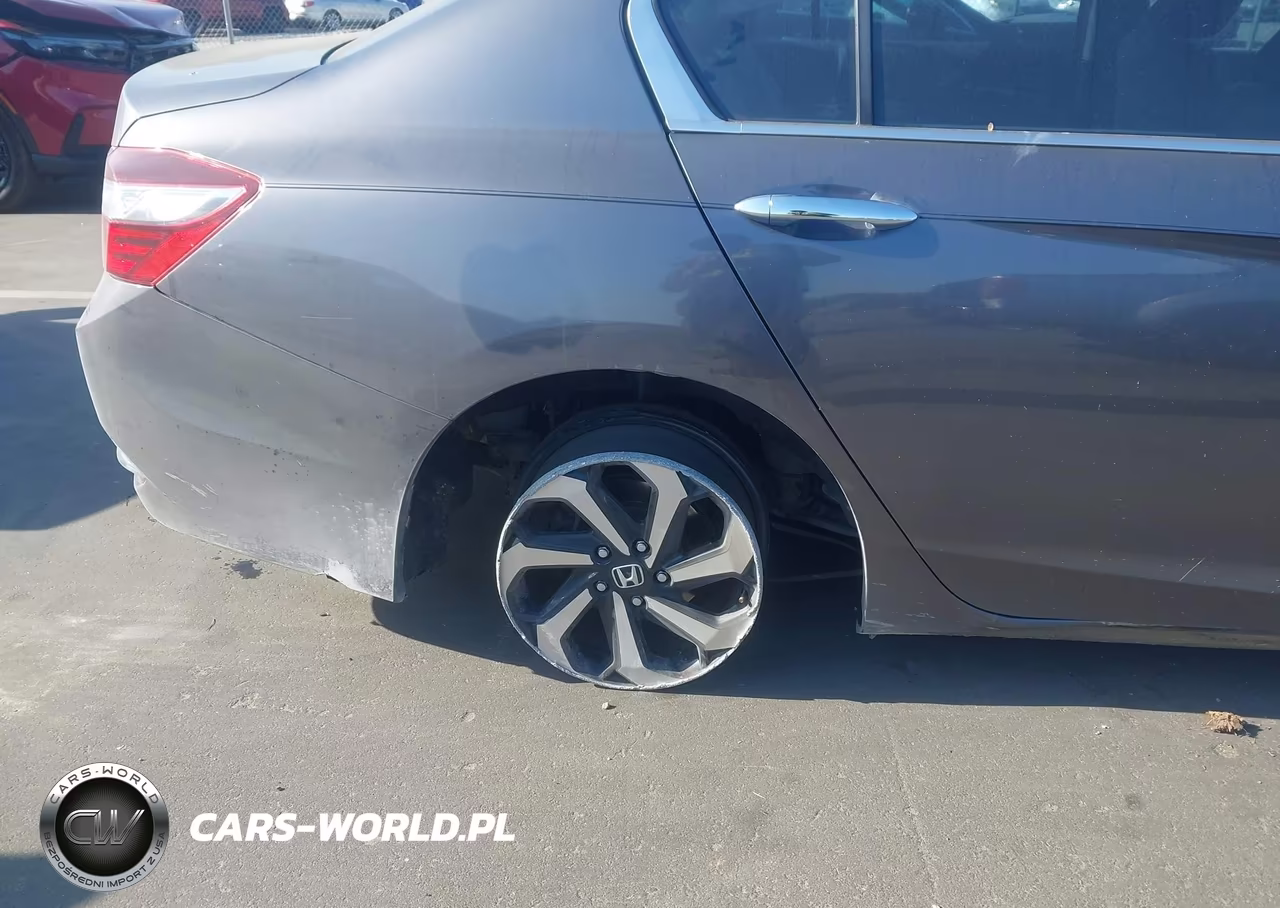 2017 Honda Accord Ex VIN:1HGCR2F76HA193619 - 19