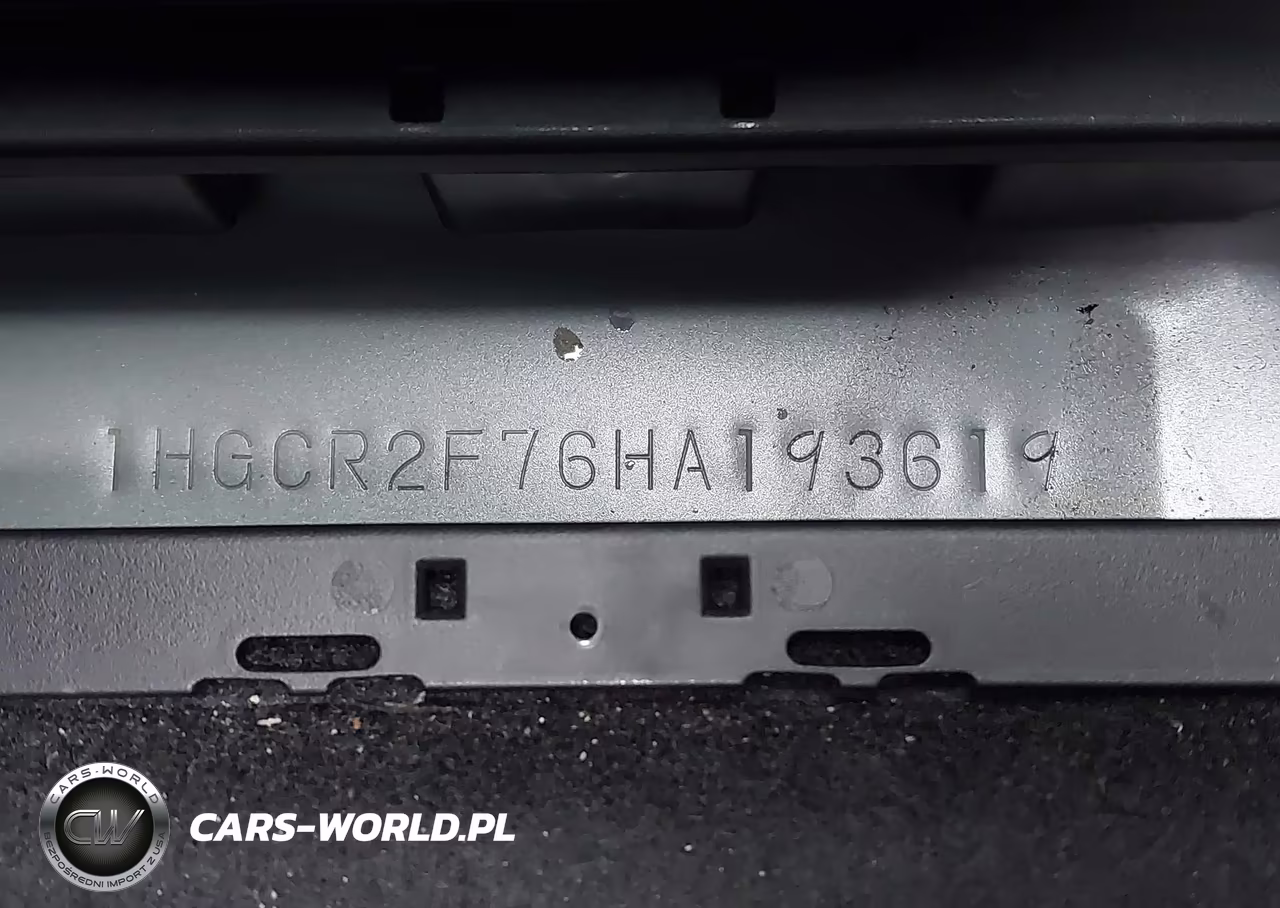 2017 Honda Accord Ex VIN:1HGCR2F76HA193619 - 9