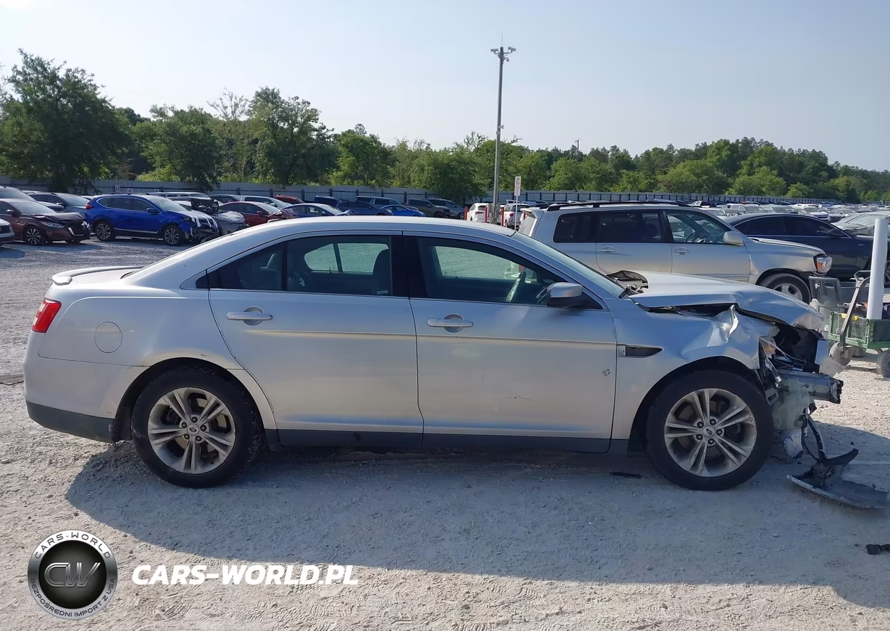 2017 Ford Taurus Sel VIN:1FAHP2H84HG114807 - 13