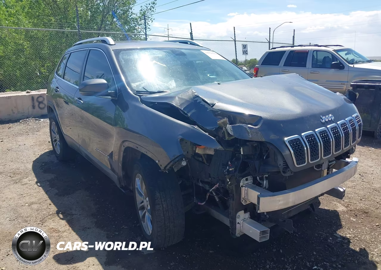 2019 Jeep Cherokee Latitude Plus Fwd