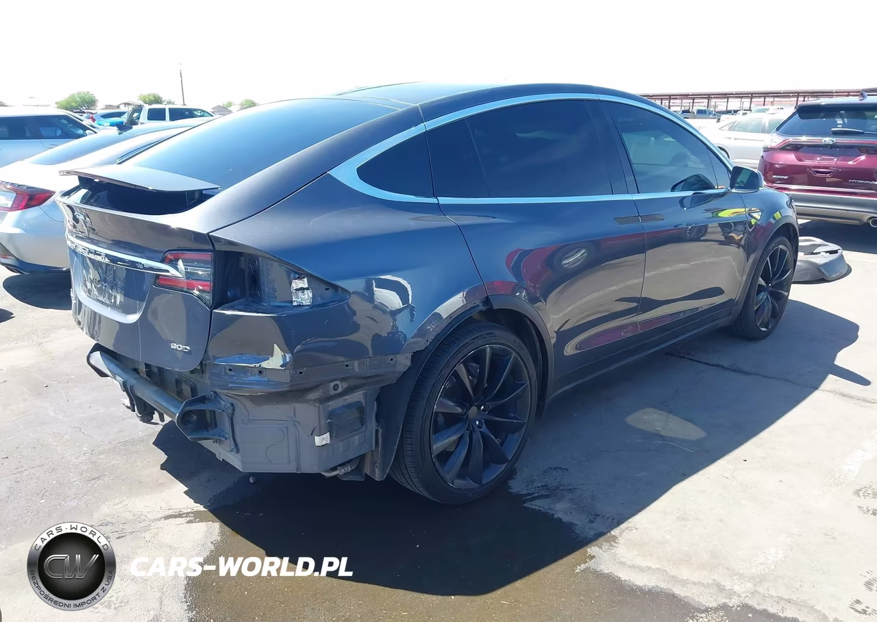 2016 Tesla Model X 60D-70D-75D-90D VIN:5YJXCAE26GF001929 - 4