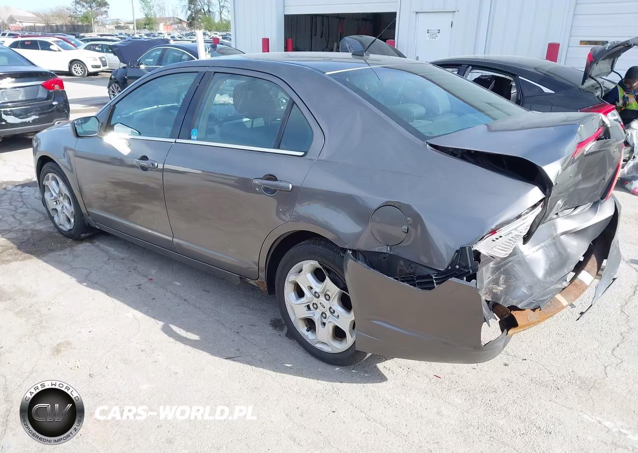 2011 Ford Fusion Se VIN:3FAHP0HA1BR331609 - 3