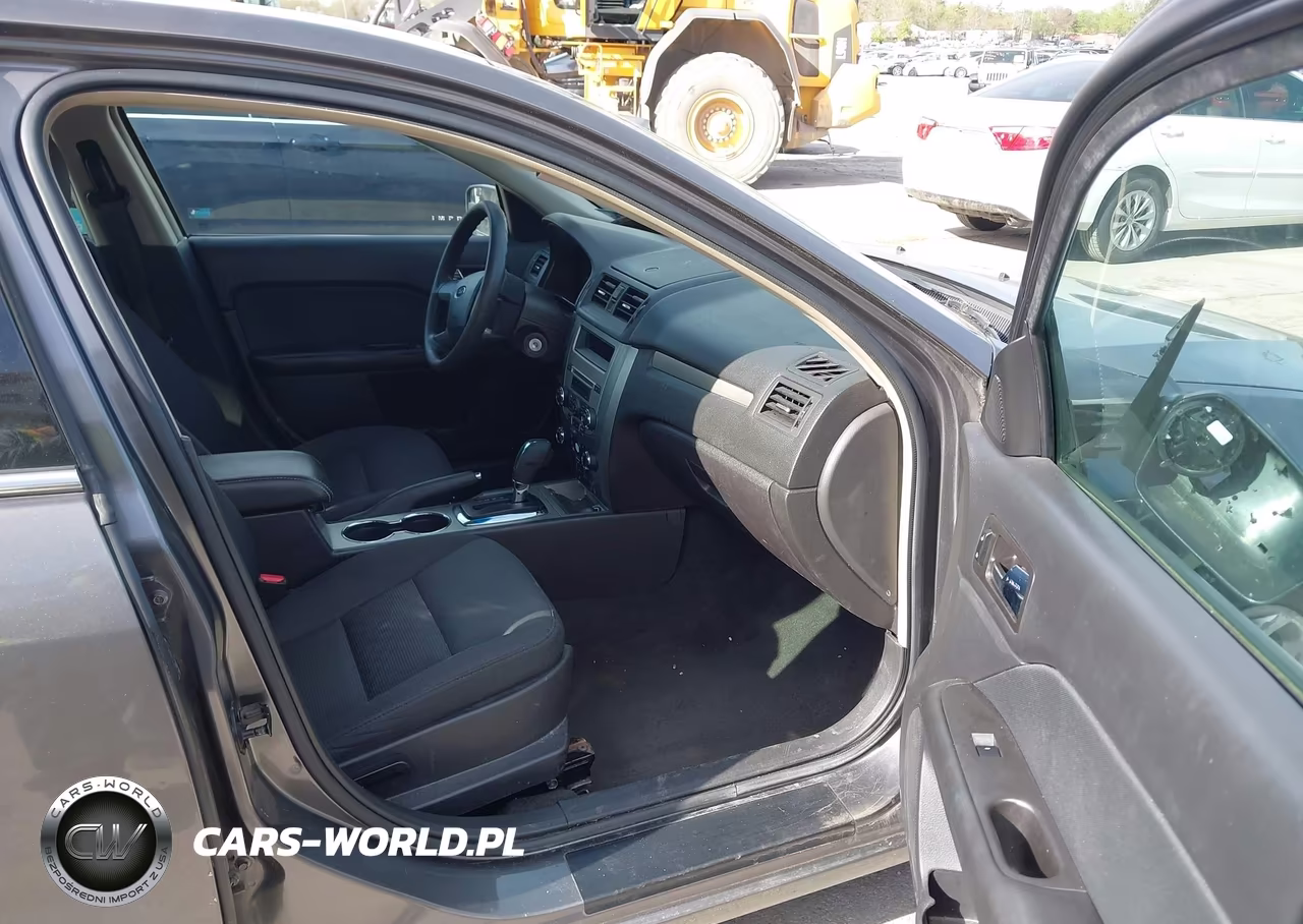 2011 Ford Fusion Se VIN:3FAHP0HA1BR331609 - 5