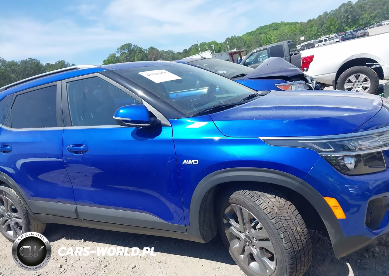 2023 Kia Seltos S VIN:KNDEUCAA1P7439499 - 13