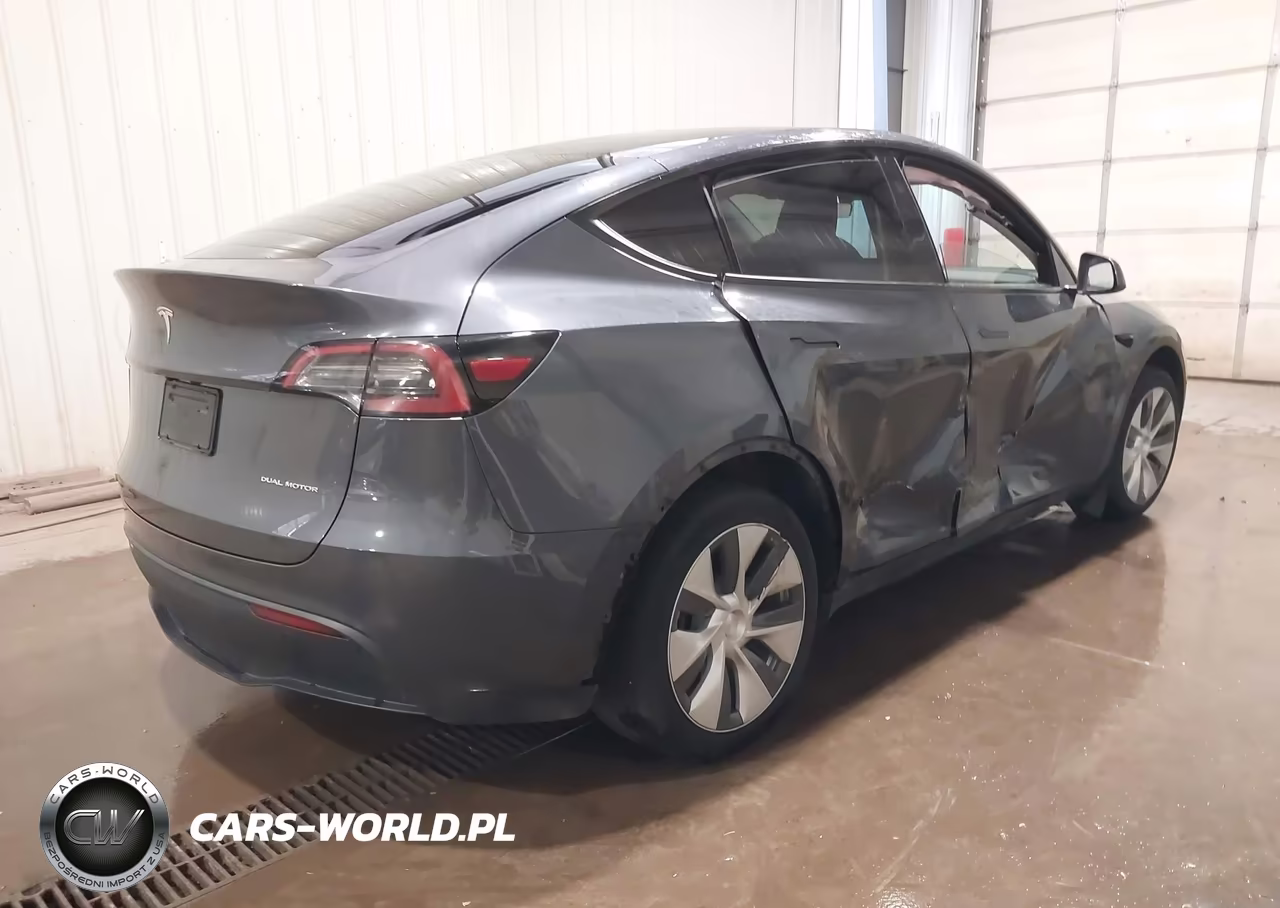 2023 Tesla Model Y Awd-Long Range Dual Motor All-Wheel Drive VIN:7SAYGDEEXPA155869 - 4