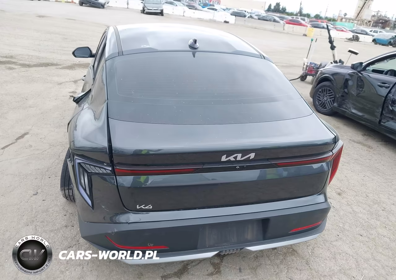 2025 Kia K4 Lxs VIN:3KPFT4DE5SE083868 - 16
