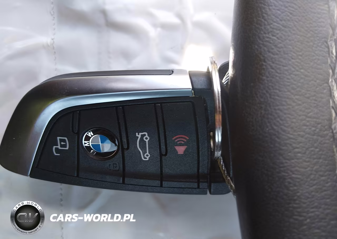 2022 BMW X3 xDrive30I VIN:5UX53DP08N9L07783 - 11