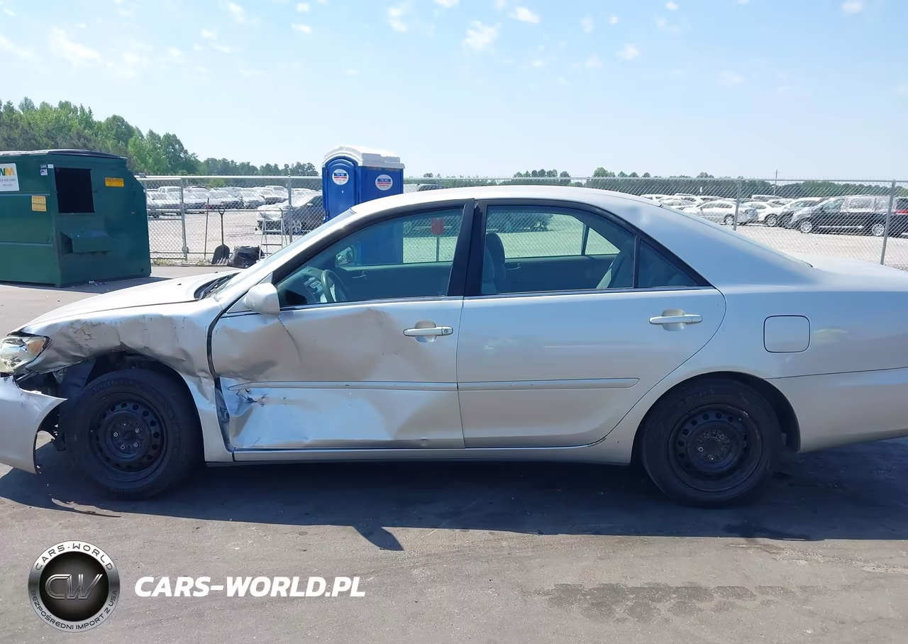 2006 Toyota Camry Le VIN:4T1BE32K56U662390 - 14