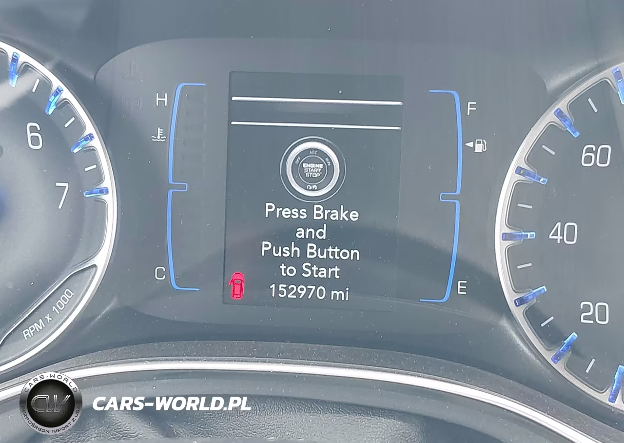 2019 Chrysler Pacifica Touring Plus VIN:2C4RC1FG9KR593603 - 7