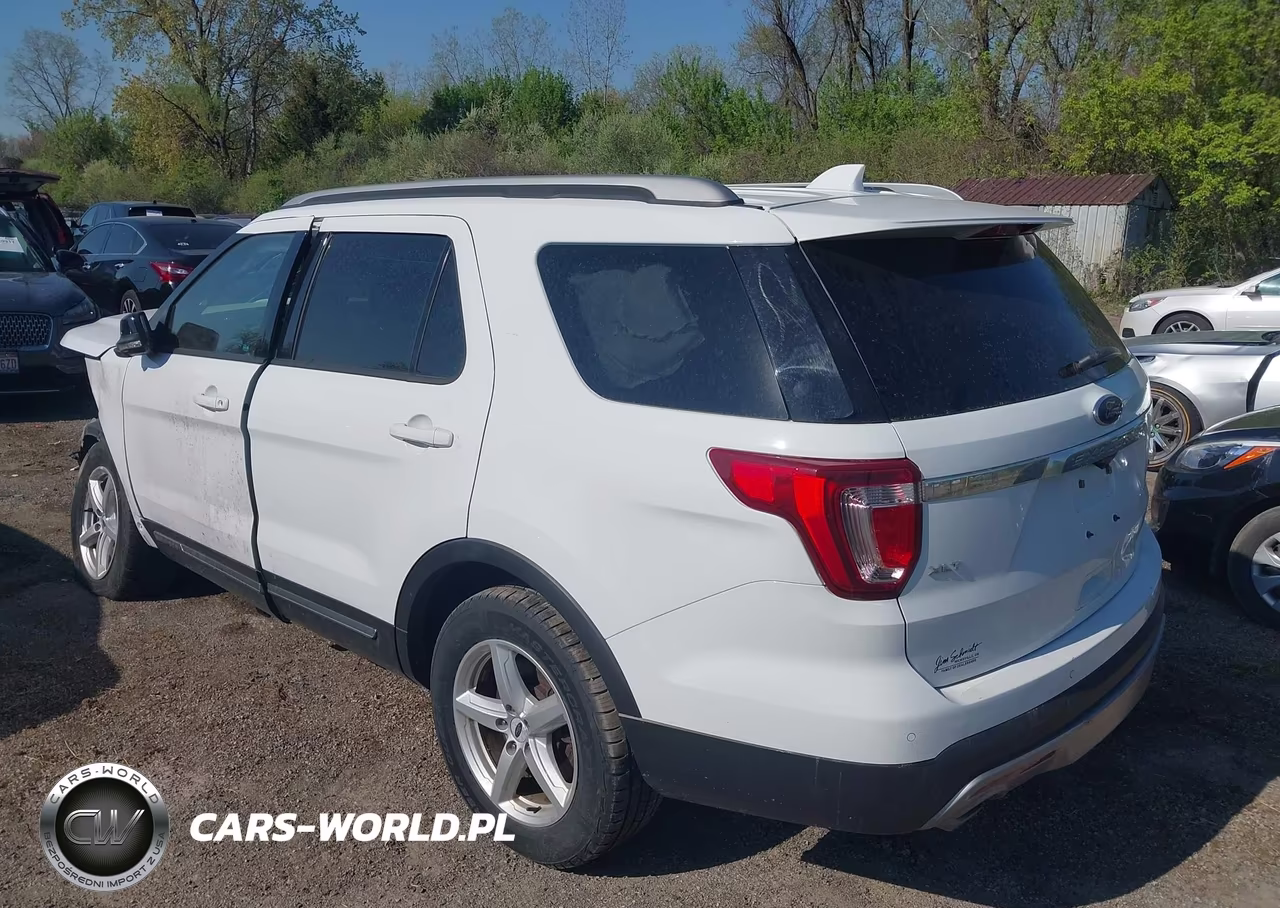 2016 Ford Explorer Xlt VIN:1FM5K8D83GGC00558 - 3