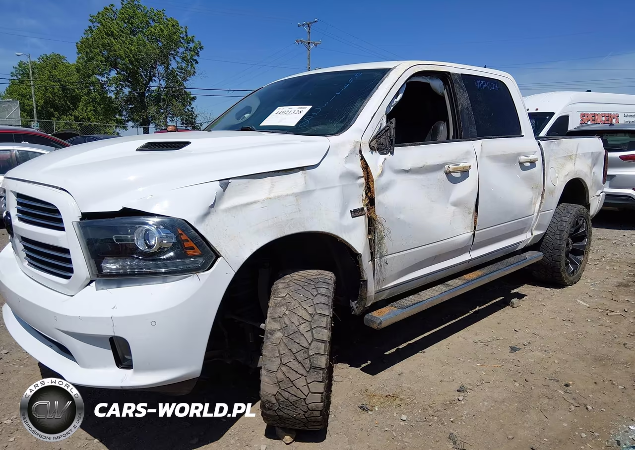 2016 Ram 1500 Sport VIN:1C6RR7MT6GS281043 - 6