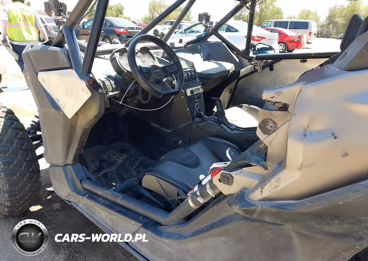2018 Can-Am Maverick X3 X Ds Turbo R VIN:3JBVDAW27JK000065 - 16