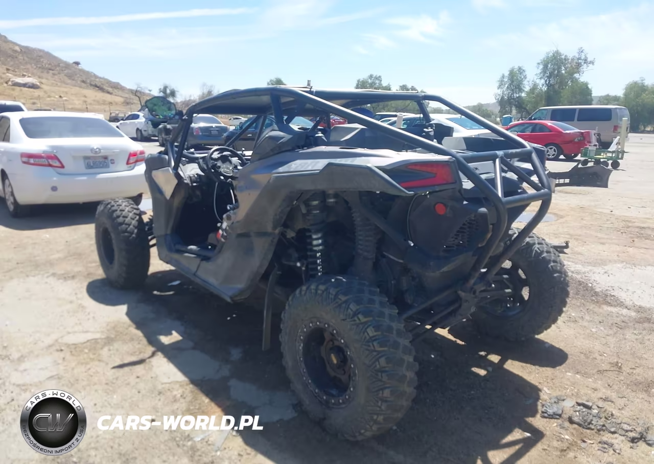 2018 Can-Am Maverick X3 X Ds Turbo R VIN:3JBVDAW27JK000065 - 3