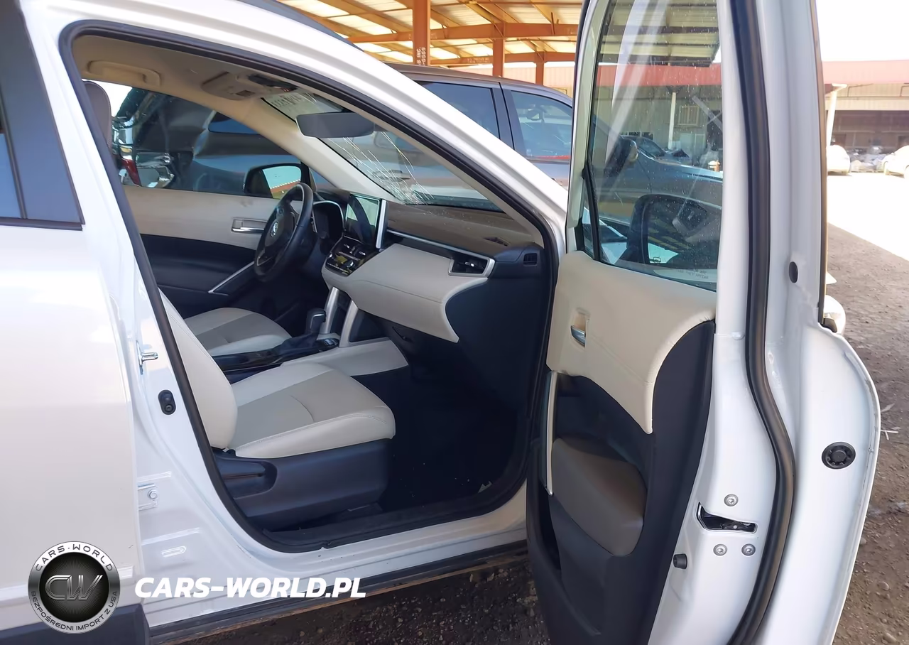 2024 Toyota Corolla Cross Xle VIN:7MUEAABG8RV115609 - 5
