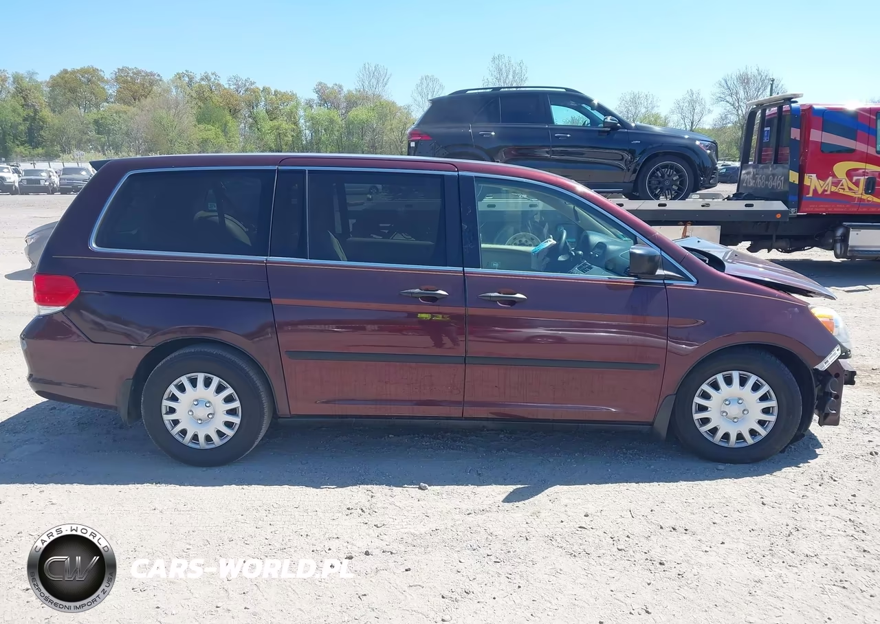 2010 Honda Odyssey Lx VIN:5FNRL3H25AB067301 - 13