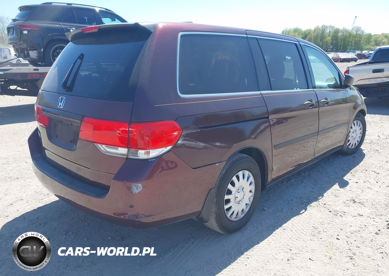 2010 Honda Odyssey Lx VIN:5FNRL3H25AB067301 - 4