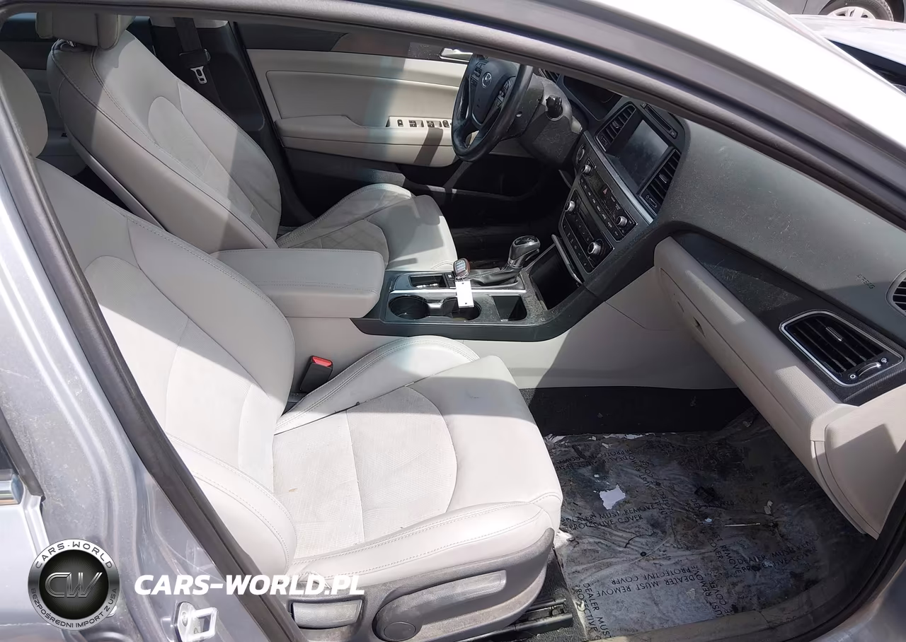 2016 Hyundai Sonata Sport VIN:5NPE34AF0GH435962 - 5