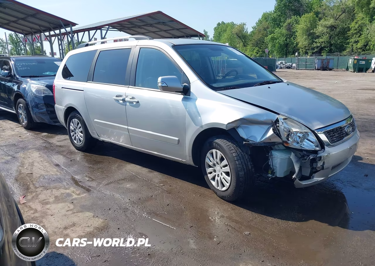 2012 Kia Sedona Lx