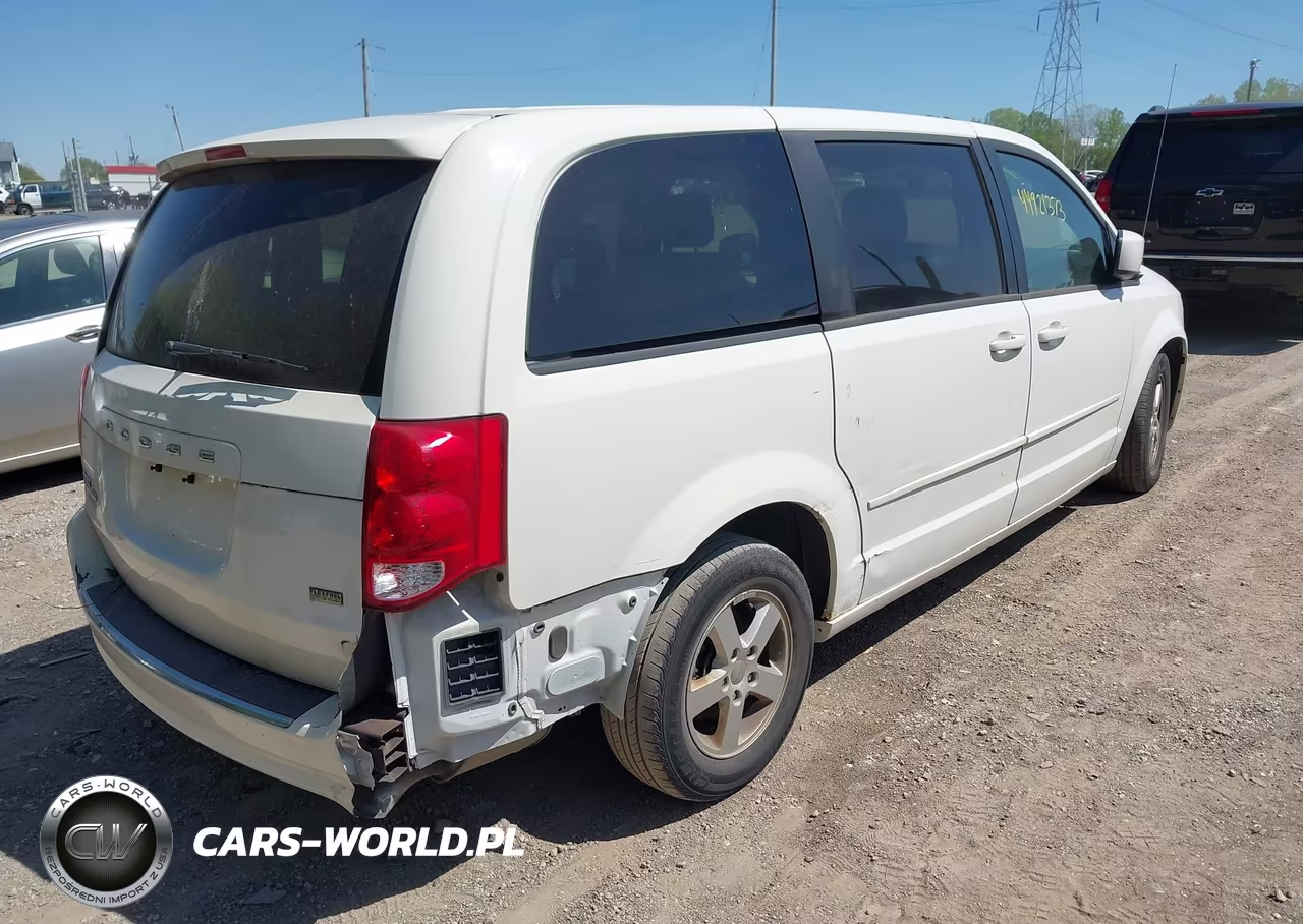 2013 Dodge Grand Caravan Sxt VIN:2C4RDGCG1DR521964 - 4