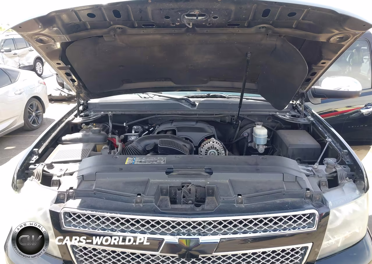 2010 Chevrolet Suburban 1500 Lt1 VIN:1GNUKJE35AR156284 - 10