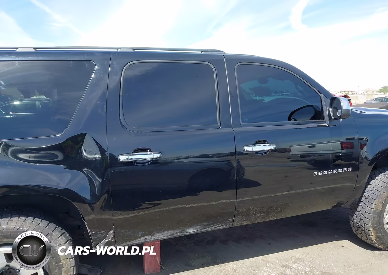 2010 Chevrolet Suburban 1500 Lt1 VIN:1GNUKJE35AR156284 - 14