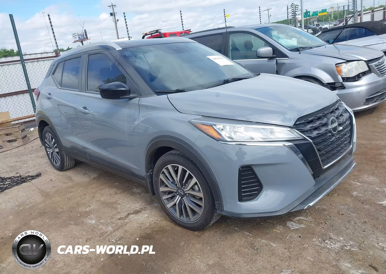 2022 Nissan Kicks Sv Xtronic Cvt
