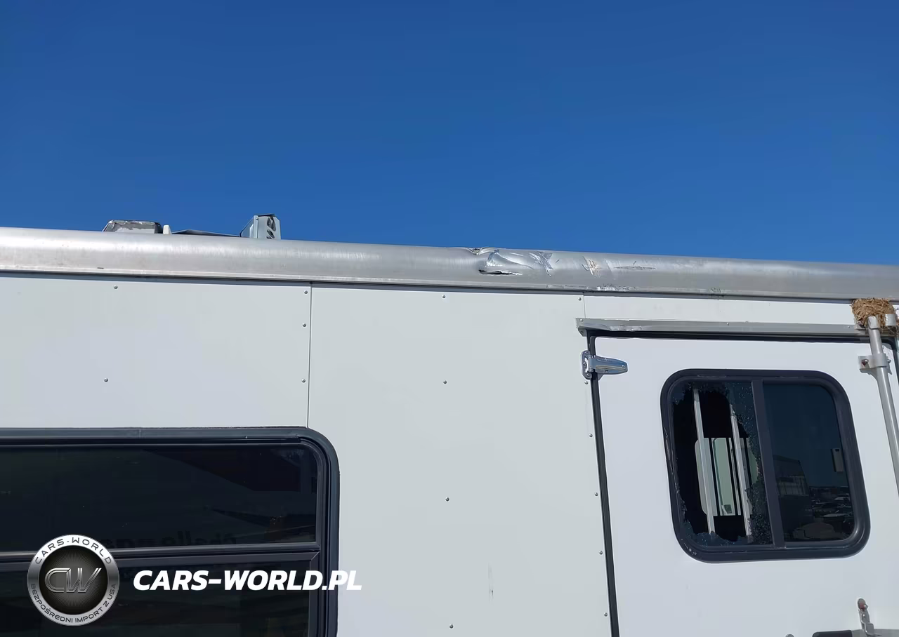 2011 Sundowner Horizon 6906 3 Horse VIN:13SHG2929B1HA5222 - 17