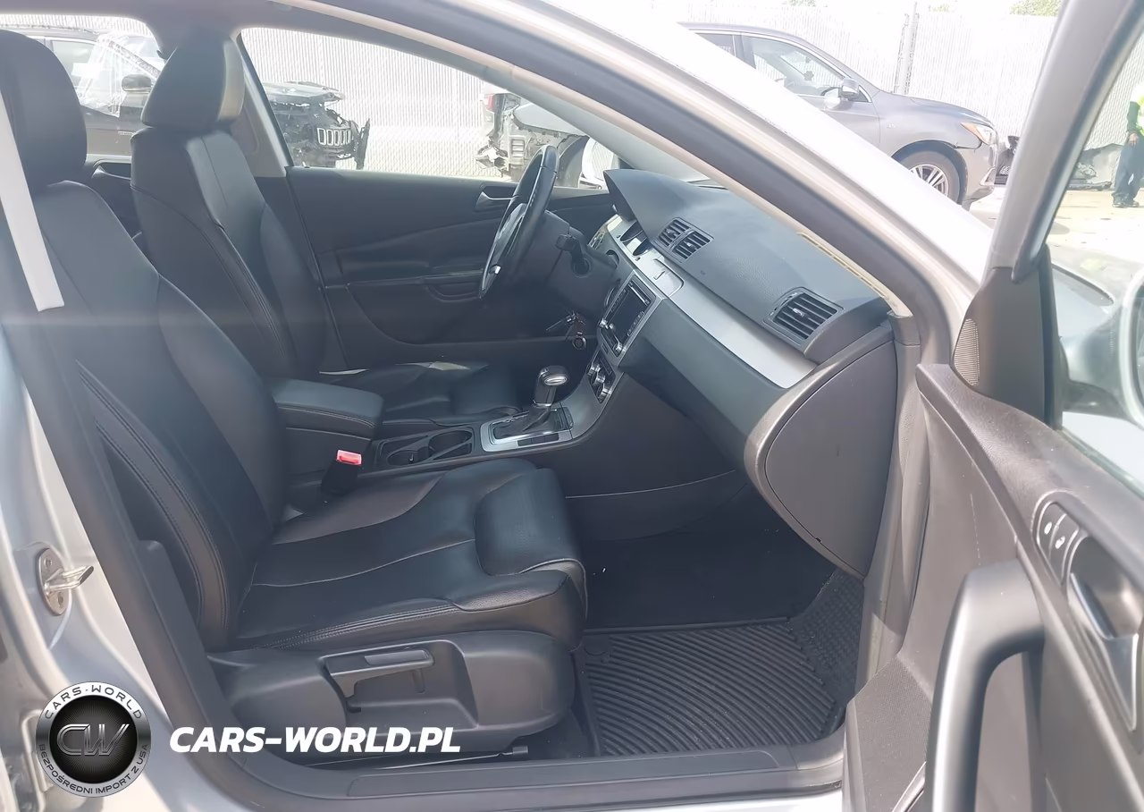 2010 Volkswagen Passat Komfort VIN:WVWJK7AN7AE135479 - 5