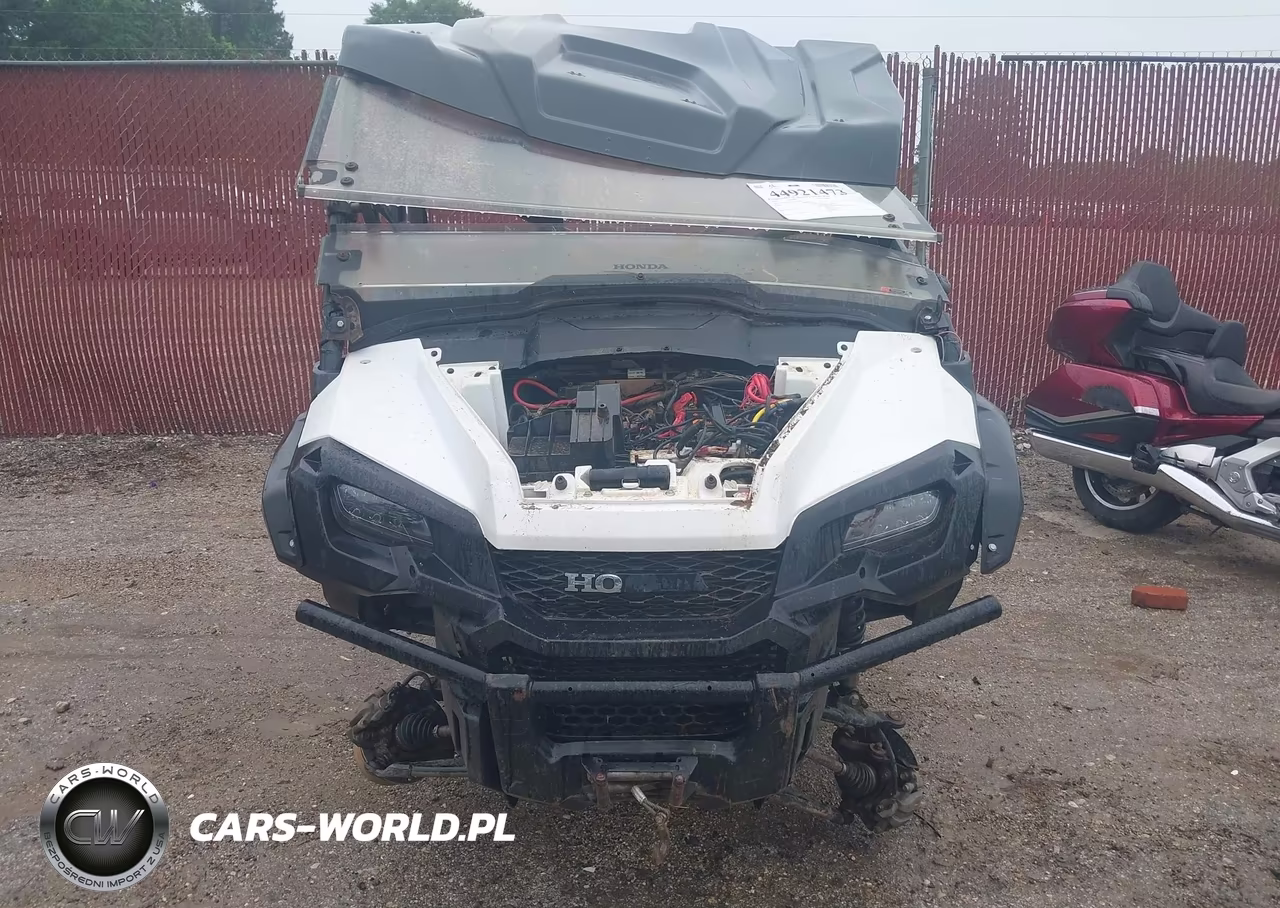 2020 Honda Sxs1000 M3 VIN:1HFVE04B6L4401302 - 5