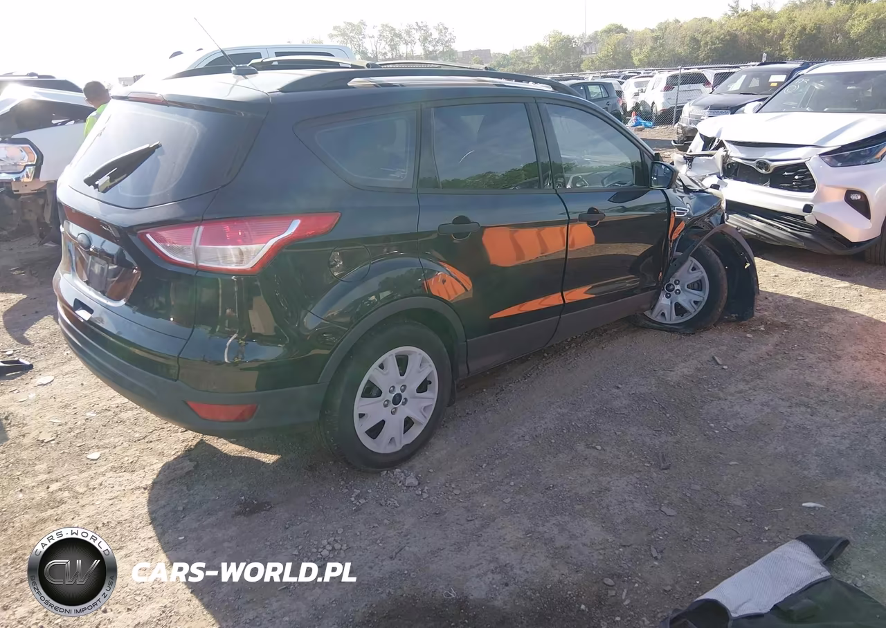 2015 Ford Escape S VIN:1FMCU0F77FUA68556 - 4