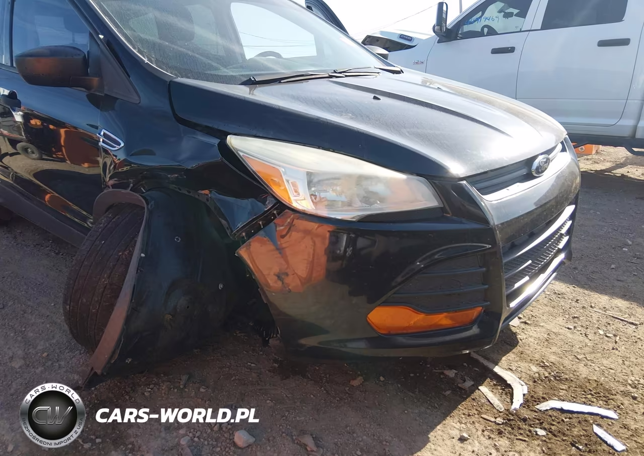 2015 Ford Escape S VIN:1FMCU0F77FUA68556 - 6