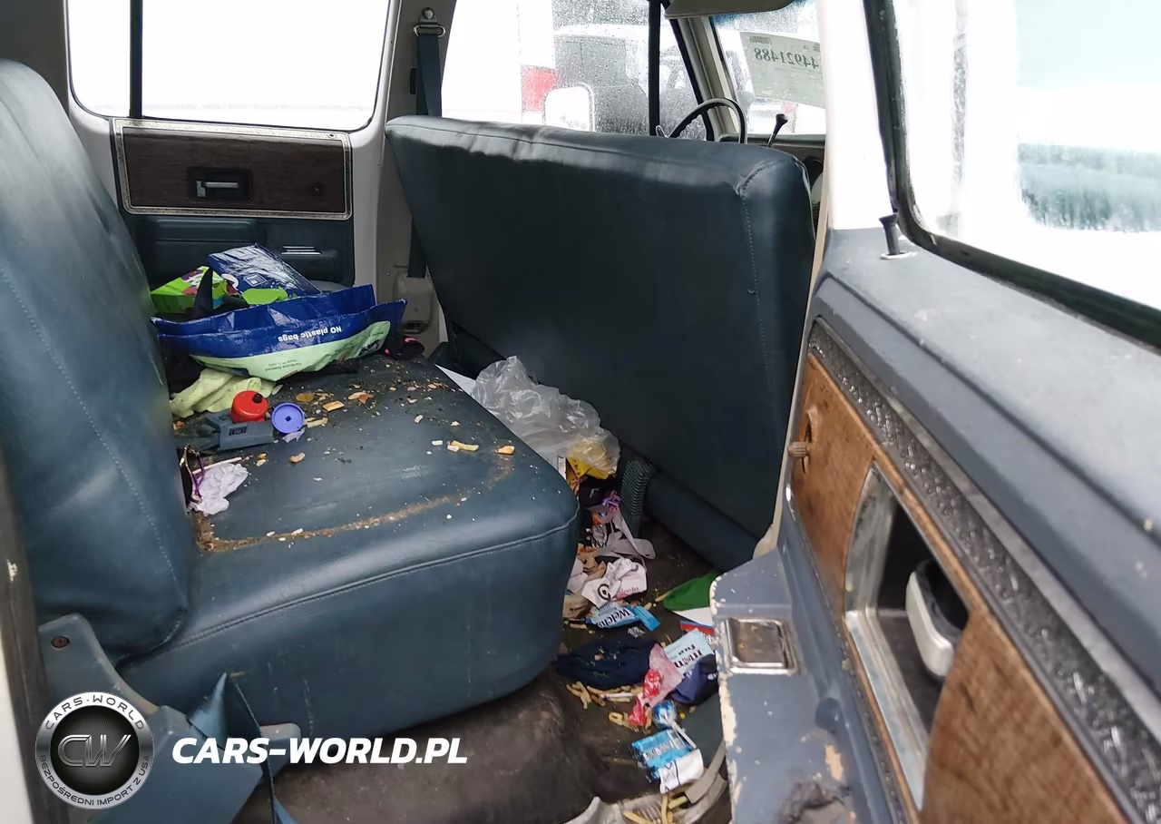1976 Chev C30 Cab & Chassis 15 VIN:CCS346B155760 - 8