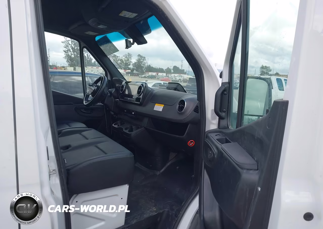 2025 Mercedes-Benz Sprinter 2500 Standard Roof 4-Cyl Diesel Ho VIN:W1Y4NBHY8ST202686 - 5