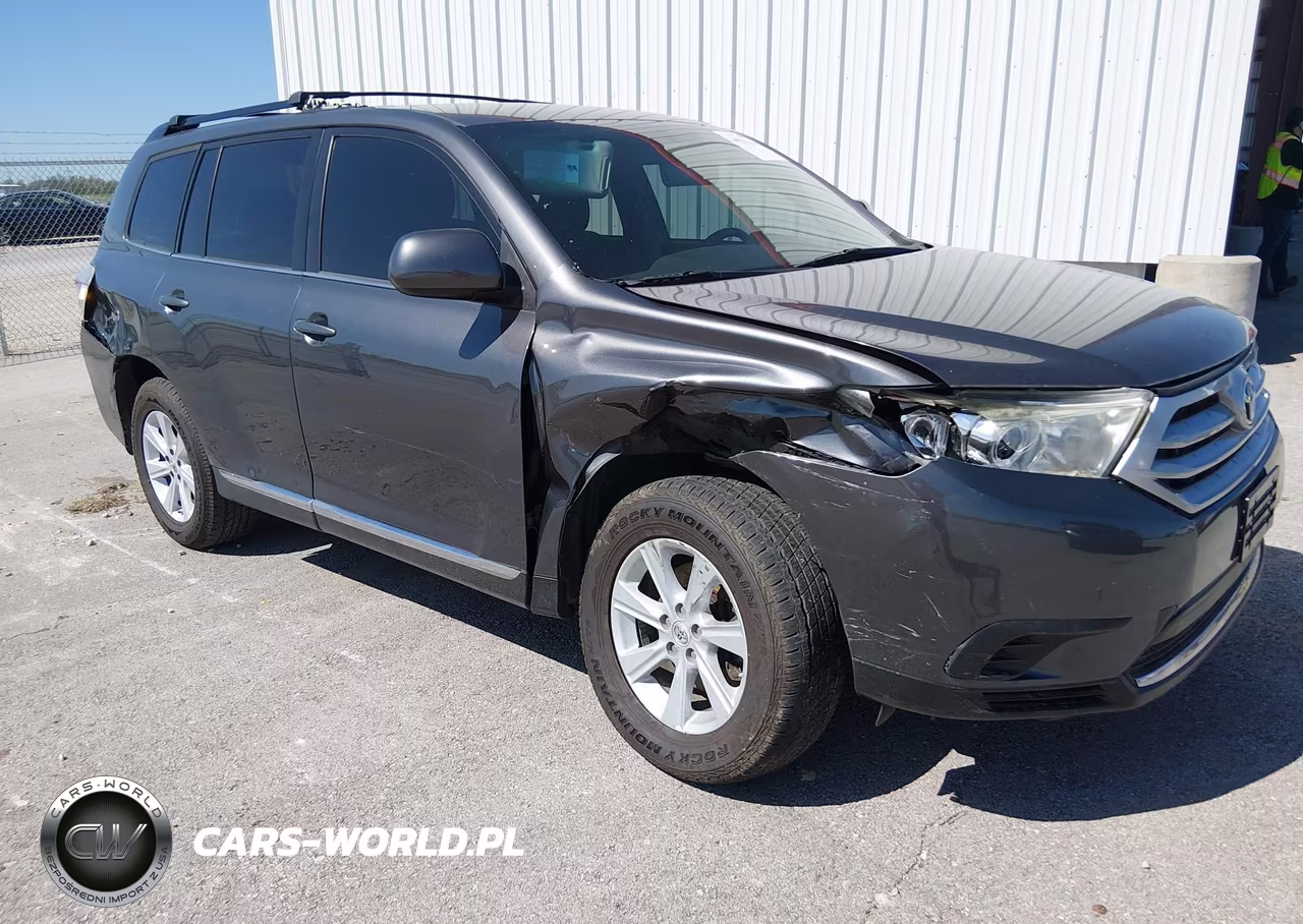2013 Toyota Highlander Base V6 – zdjęcie 1 z 16