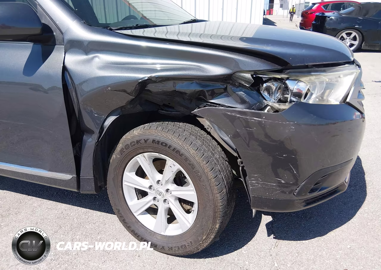 2013 Toyota Highlander Base V6 VIN:5TDBK3EH2DS179373 - 6