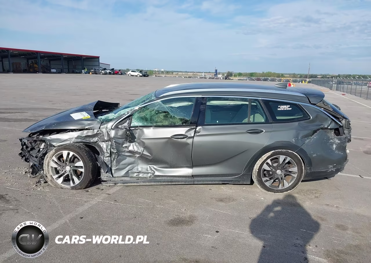 2018 Buick Regal Tourx Essence VIN:W04GV8SX0J1174424 - 15