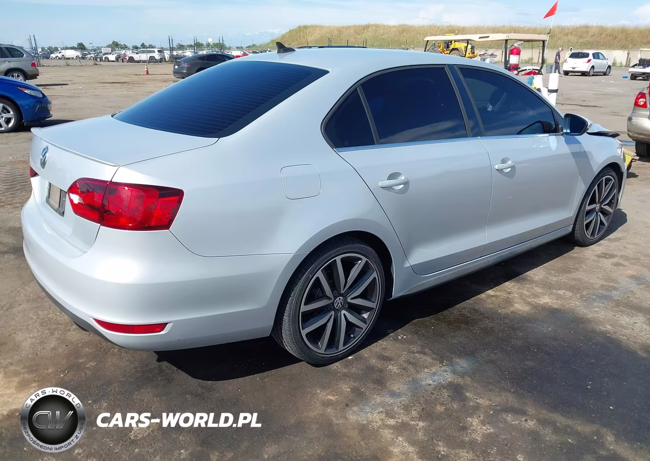 2013 Volkswagen Jetta Gli Autobahn W-Nav VIN:3VW567AJ3DM227008 - 4