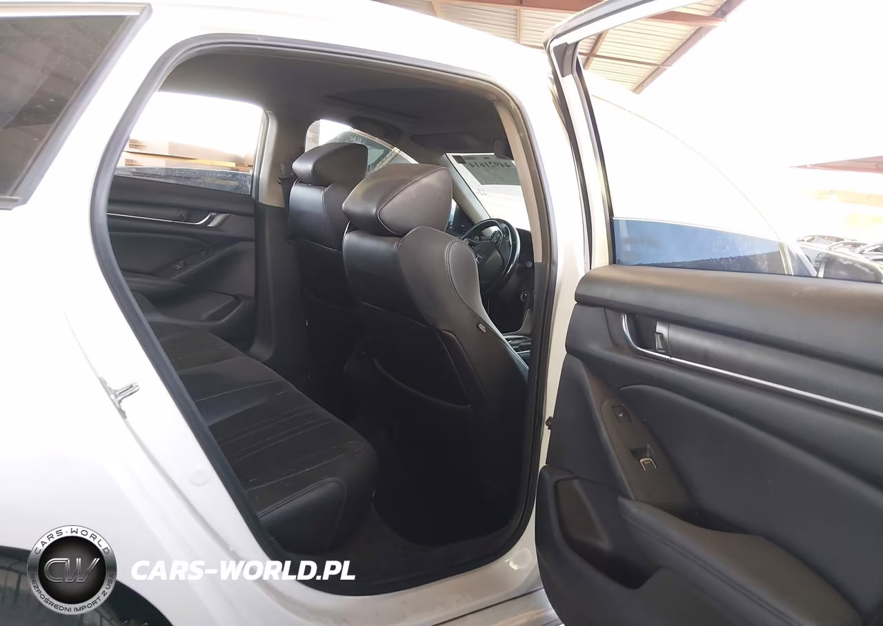 2020 Honda Accord Hybrid Touring VIN:1HGCV3F92LA010437 - 8