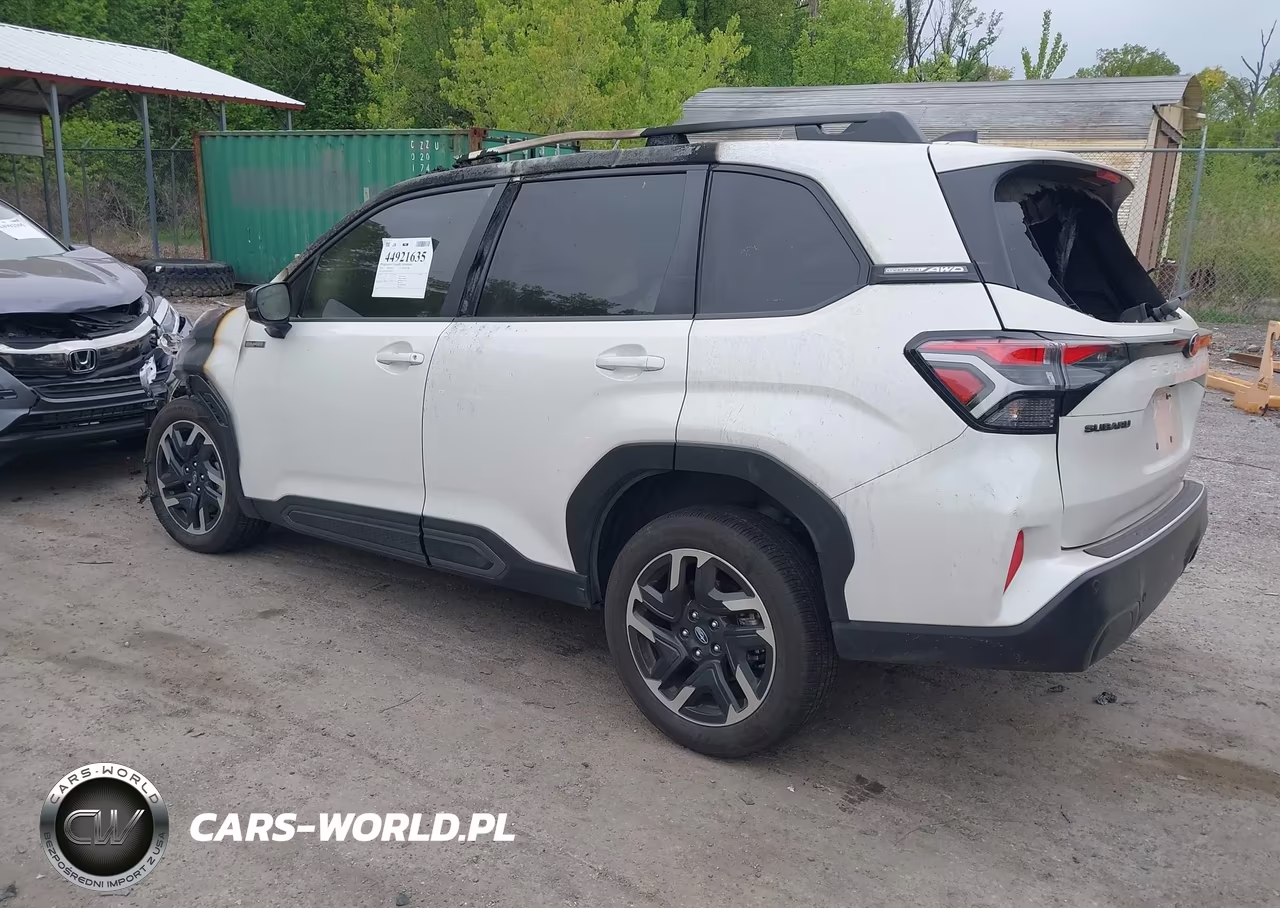 2025 Subaru Forester Limited Hybrid VIN:JF2SLSRD2SH450143 - 3