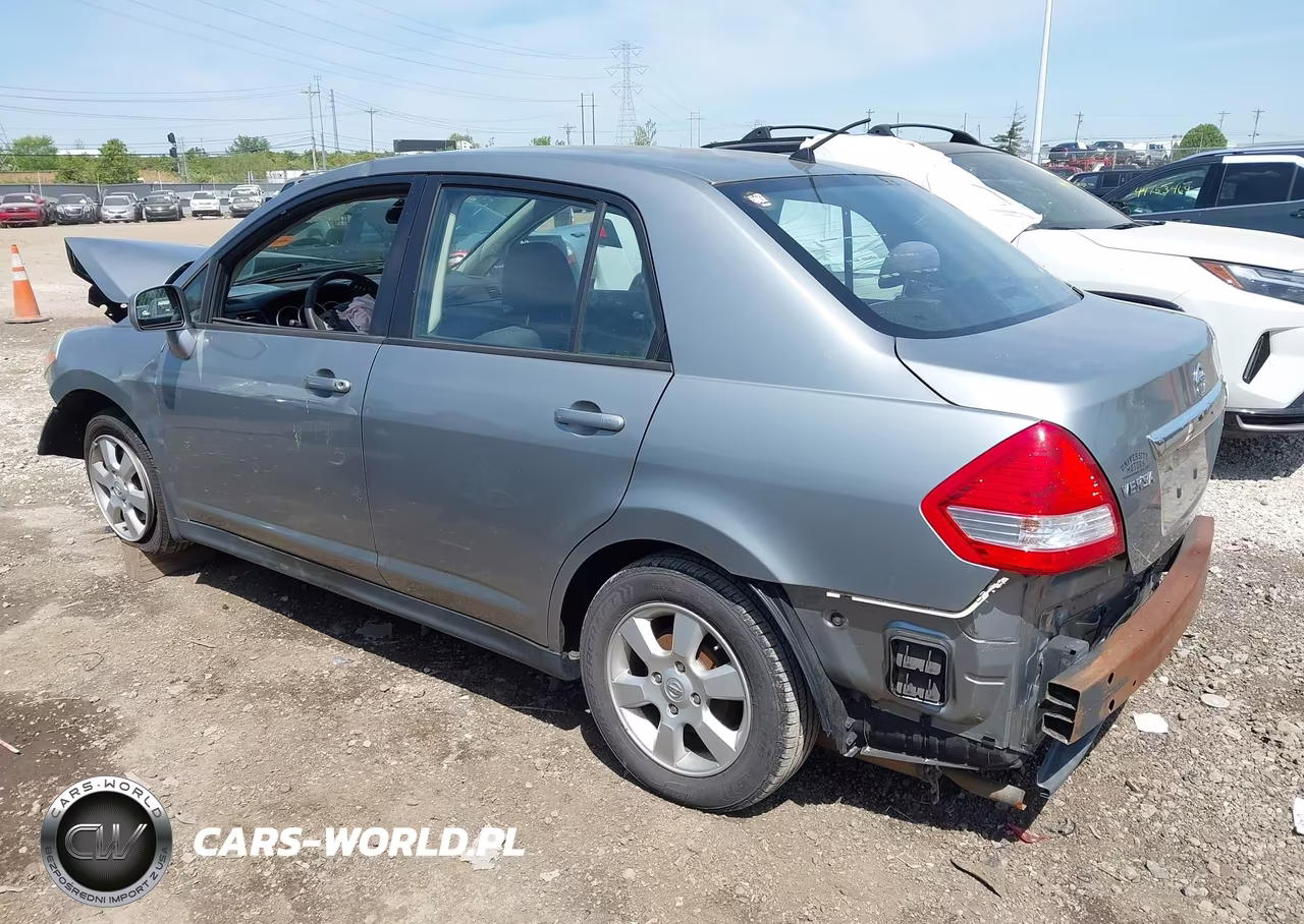 2010 Nissan Versa 1.8Sl VIN:3N1BC1AP1AL371726 - 3