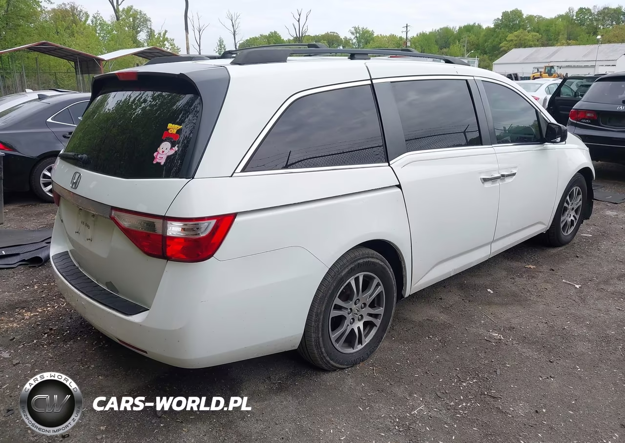 2013 Honda Odyssey Ex-L VIN:5FNRL5H63DB066702 - 4